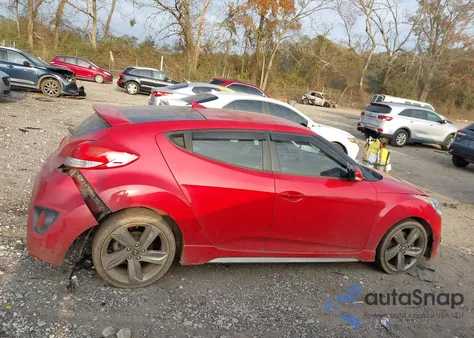 2013 Hyundai Veloster Turbo W/Black z USA, uszkodzony, nr VIN KMHTC6AE4DU132741